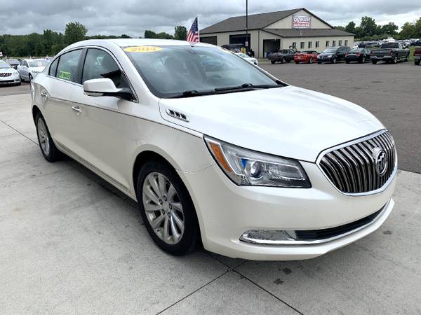 2014 Buick LaCrosse 4dr Sdn Leather FWD - cars & trucks - by dealer... for sale in Chesaning, MI – photo 3