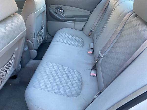 2004 chevrolet malibu - cars & trucks - by owner - vehicle... for sale in Austin, TX – photo 7