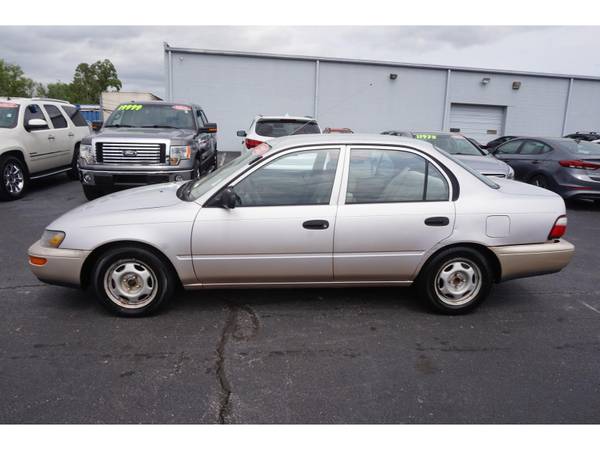 1997 Toyota Corolla 4dr Sdn Base Auto - - by dealer for sale in Knoxville, TN – photo 5