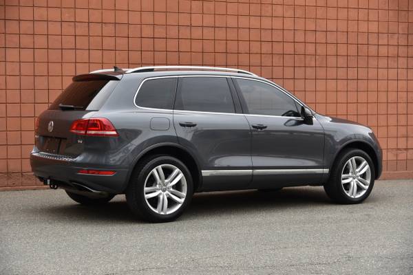 2014 Volkswagen Touareg VR6 Lux AWD - - by dealer for sale in Salem, NH – photo 8