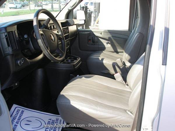 2011 CHEVROLET EXPRESS G3500 15 PASSENGER VAN - cars & trucks - by... for sale in Richmond , VA – photo 8