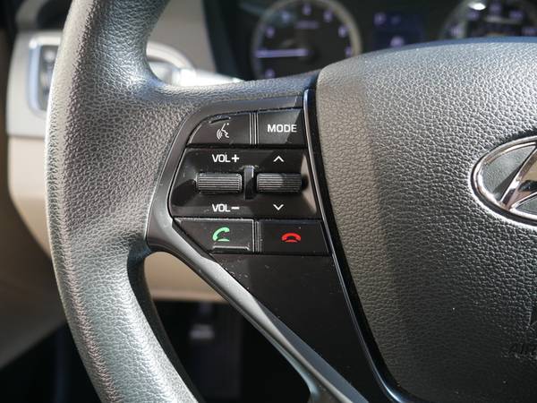 2015 Hyundai Sonata 2.4L SE - cars & trucks - by dealer - vehicle... for sale in Roseville, MN – photo 15