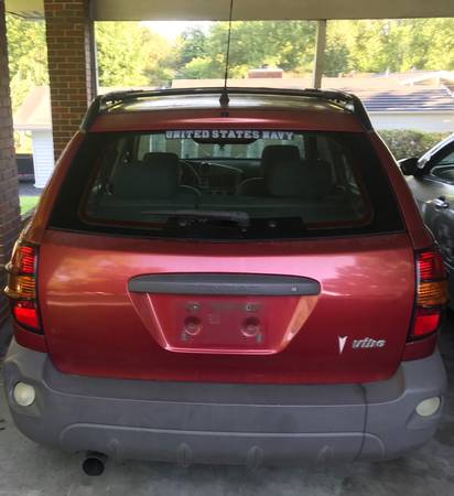 Pontiac/ Vibe 2004 stick shift Runs Great ! for sale in Clarksville, TN – photo 3