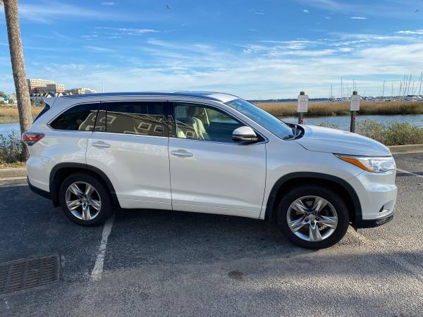 2015 Toyota Highlander Limited - Leather Seats - cars & trucks - by... for sale in Charleston, SC – photo 23