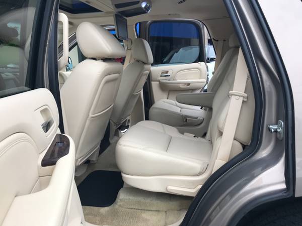 2007 Cadillac Escalade AWD for sale in Louisville, KY – photo 24