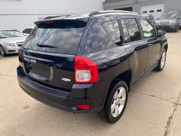 2011 Jeep Compass Latitude *76K Miles!* Clean Title! - cars & trucks... for sale in Lincoln, IA – photo 8