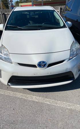 2013 Toyota Prius - cars & trucks - by dealer - vehicle automotive... for sale in Chattanooga, TN – photo 2