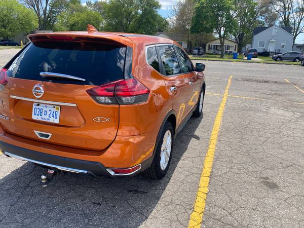 2017 Nissan Rogue - - by dealer - vehicle automotive for sale in Highland Park, MI – photo 6