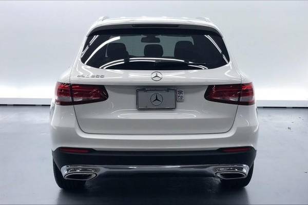 2018 Mercedes-Benz GLC GLC 300 - EASY APPROVAL! - - by for sale in Kahului, HI – photo 3