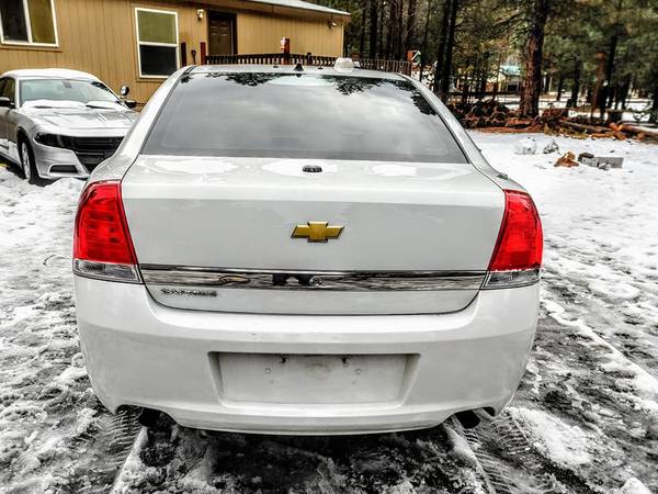 2013 Chevrolet Caprice 6.0L V8 - cars & trucks - by dealer - vehicle... for sale in Crescent, OR – photo 3
