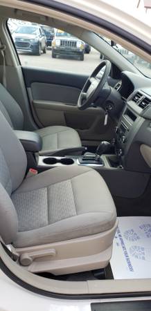 CHECK ME OUT!! 2011 Ford Fusion 4dr Sdn SE FWD for sale in Chesaning, MI – photo 19