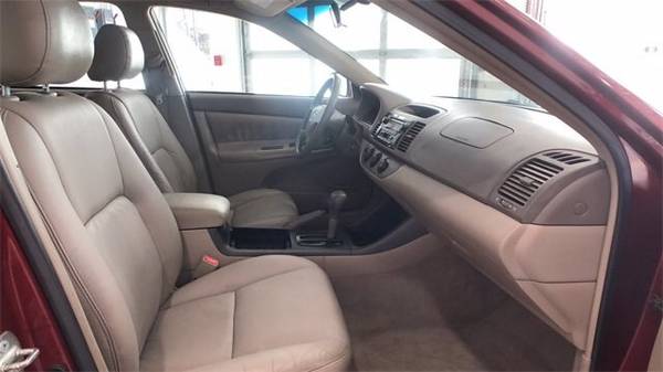 2003 Toyota Camry SE - - by dealer - vehicle for sale in Greenfield, MA – photo 21