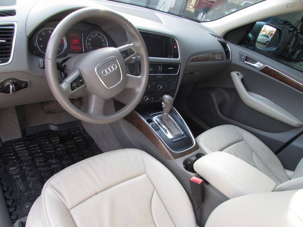 2010 AUDI Q5 - - by dealer - vehicle automotive sale for sale in Oklahoma City, OK – photo 8