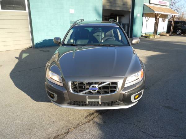 2010 Volvo XC70 75k Miles 1 Owner Wagon Rear Seat Entertainment... for sale in Sutton, MA – photo 8