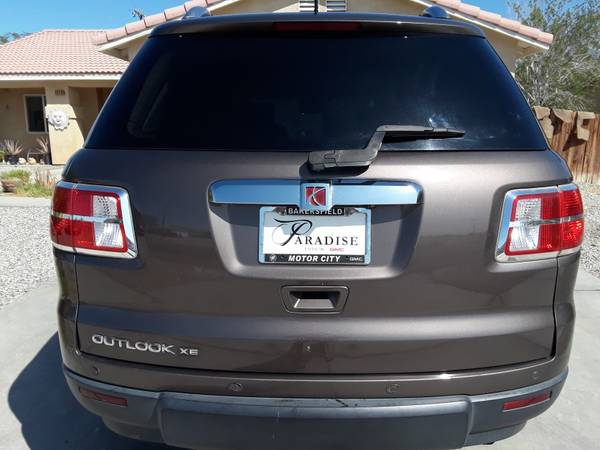 *2009* SUV (GMC) SATURN OUTLOOCK XE SUPER CLEAN for sale in Salton City, CA – photo 8