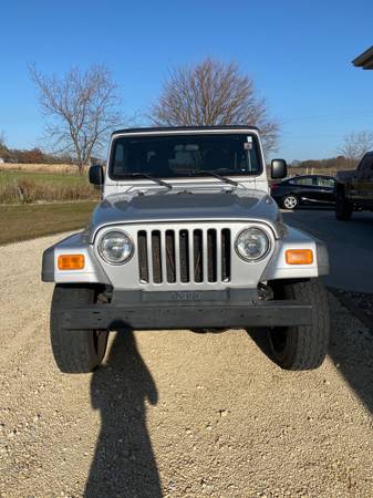 Jeep Wrangler - cars & trucks - by owner - vehicle automotive sale for sale in Milton, WI – photo 3