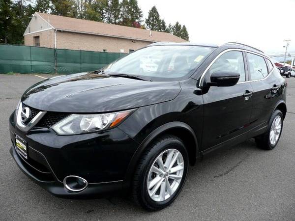2017 *NISSAN ROGUE*LOW MILES*ONE OWNER*LIKE NEW*WE FINA - cars &... for sale in Springfield, MA – photo 9