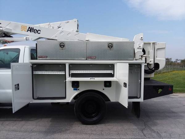 2012 Ford F550 42 Altec AT37G 4x4 Automatic Diesel Bucket Truck for sale in Gilberts, IN – photo 5