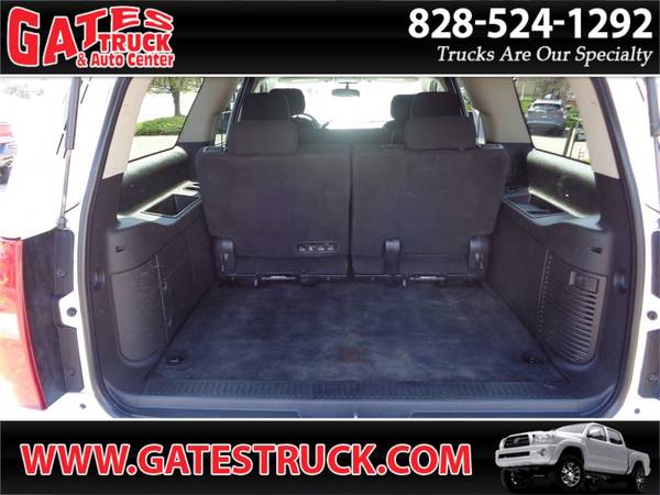 2012 Chevrolet Suburban 1500 LS 4WD V8 White - - by for sale in Franklin, NC – photo 15