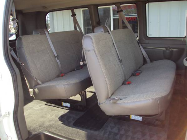 2010 Chevrolet Express Passenger AWD 1500 135 LT for sale in Other, CT – photo 7