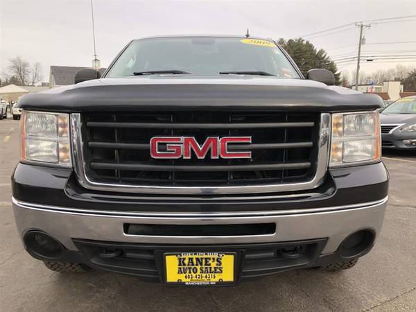 2009 GMC Sierra 1500 SLE1 Crew Cab 4WD for sale in Manchester, NH – photo 8