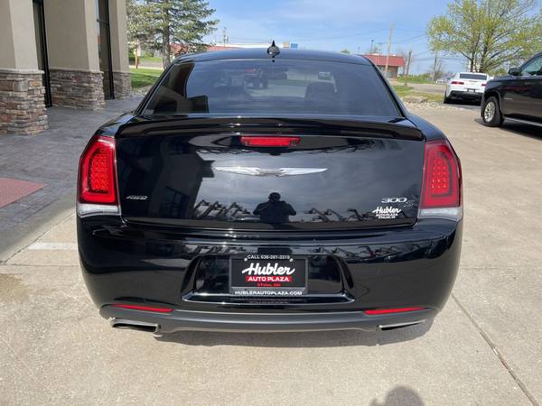 2018 CHRYSLER 300S AWD 79, 000 MILES - - by dealer for sale in O Fallon, MO – photo 7