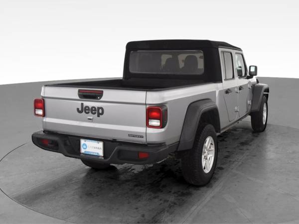 2020 Jeep Gladiator Sport S Pickup 4D 5 ft pickup Silver - FINANCE -... for sale in Memphis, TN – photo 10