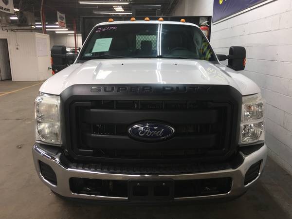 2015 Ford F-350 Reg Cab V8 Contractor Flatbed w/Liftgate ONE for sale in Arlington, TX – photo 9