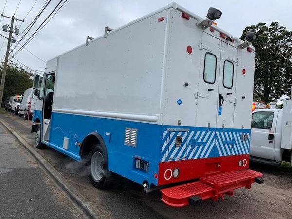 2010 Freightliner MT-45 15 FOOT STEP VAN NATURAL GAS - cars & trucks... for sale in Massapequa Park, NY – photo 7