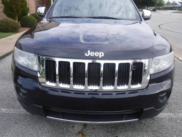 2011 Jeep Grand Cherokee Limited 4x4 4dr SUV suv Black for sale in Springdale, AR – photo 3