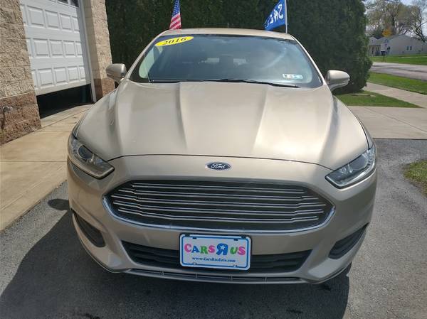 2016 Ford Fusion SE - - by dealer - vehicle automotive for sale in Erie, PA – photo 2