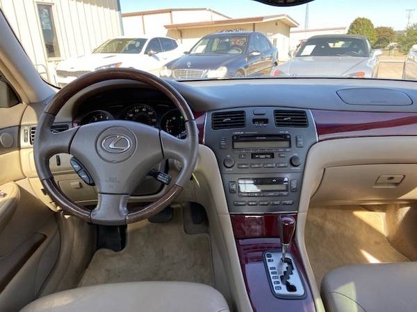 2002 Lexus ES 300 4dr Sdn FREE WARRANTY!! **FREE CARFAX** for sale in Catoosa, OK – photo 5