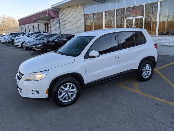 2011 VW Tiguan - cars & trucks - by dealer - vehicle automotive sale for sale in Evansdale, IA – photo 9