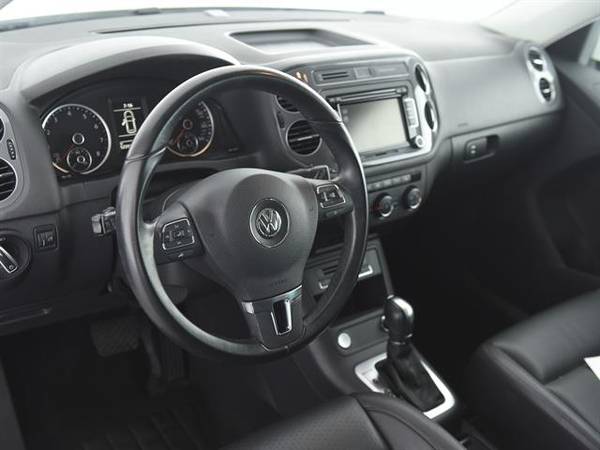2015 VW Volkswagen Tiguan 2.0T SE 4Motion Sport Utility 4D suv WHITE - for sale in Atlanta, GA – photo 2