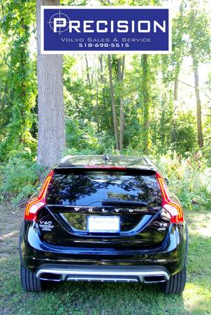 2015.5 Volvo V60 T5 AWD Cross Country – Black for sale in Schenectady, VT – photo 7