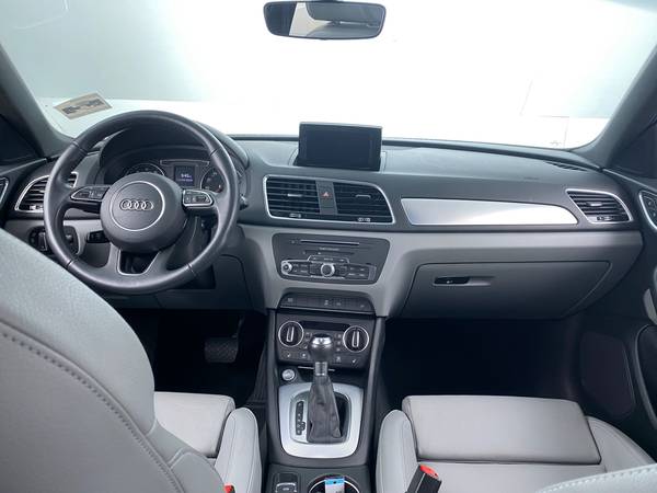 2018 Audi Q3 Premium Sport Utility 4D suv Blue - FINANCE ONLINE -... for sale in West Palm Beach, FL – photo 21