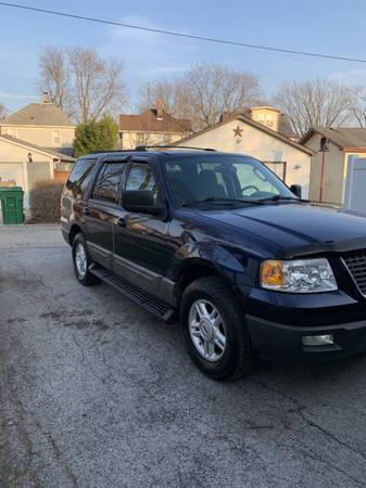 2004 Ford Expedition Really nice! for sale in Manteno, IL – photo 2