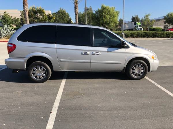 2005 Chrysler Town Country LX for sale in Corona, CA – photo 6