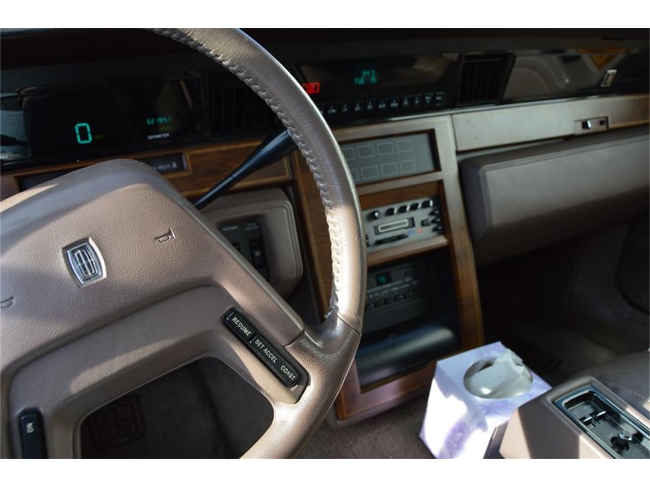 1987 Lincoln Continental for sale in Springfield, MA – photo 12