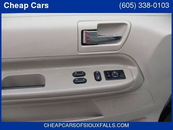 2004 FORD FREESTAR LIMITED for sale in Sioux Falls, SD – photo 9