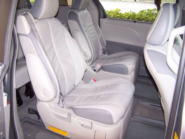 2011 Toyota Sienna Limited - cars & trucks - by dealer - vehicle... for sale in St.petersburg, FL – photo 11