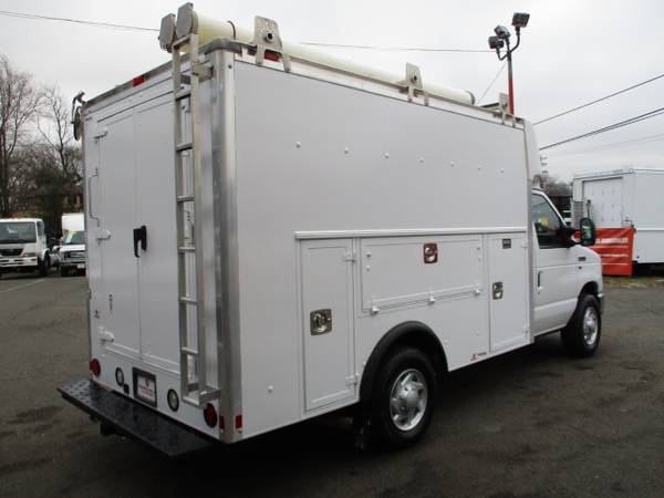 2012 Ford Econoline Commercial Cutaway E-350 ENCLOSED UTILITY BODY for sale in south amboy, OH – photo 3