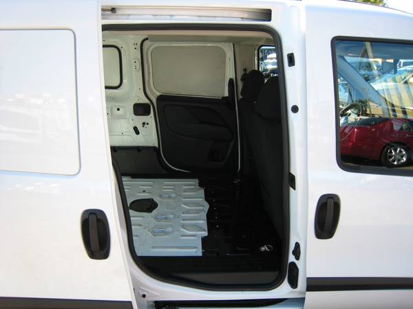 2016 RAM PROMASTER CITY TRADESMAN CARGO VAN*LOW MILES* - cars &... for sale in Portland, OR – photo 17
