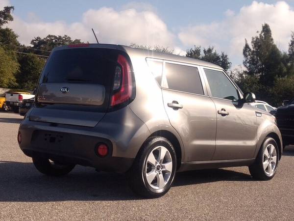 2018 Kia Soul Great Fuel Economy Extra Clean CarFax Certified! -... for sale in Sarasota, FL – photo 4