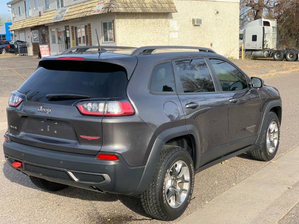 2019 Jeep Cherokee Trailhawk 4x4 - cars & trucks - by dealer -... for sale in Anoka, SD – photo 6