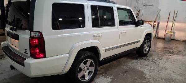 2010 Jeep Commander - cars & trucks - by dealer - vehicle automotive... for sale in Lansing, MI – photo 4