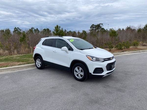 2019 Chevy Chevrolet Trax LT suv White - - by dealer for sale in Goldsboro, NC – photo 10