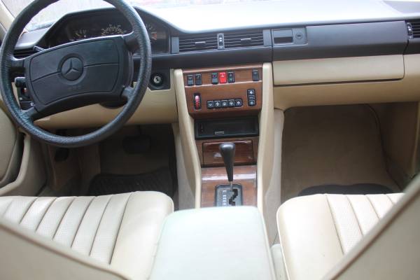 1988 Mercedes 260E light BLUE with Bone color interior 114k Miles for sale in Denver , CO – photo 6