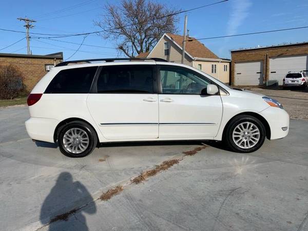 2009 TOYOTA SIENNA LIMITED - cars & trucks - by dealer - vehicle... for sale in HAMPTON, IA – photo 4