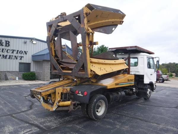 2000 UD Tree Spade Truck for sale in Lena, SD – photo 5